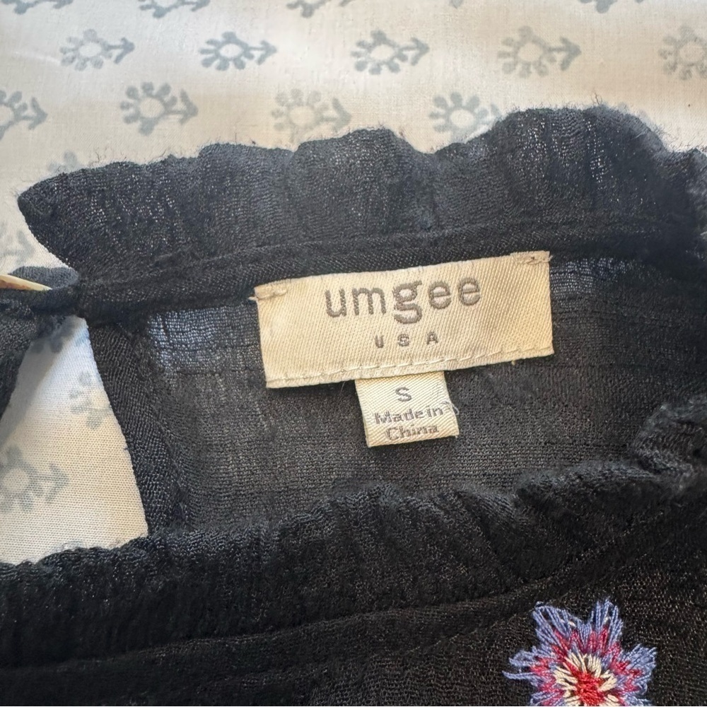Umgee Black Floral Embroidered Tiered Size Small Gauze Dress - Picture 4 of 8